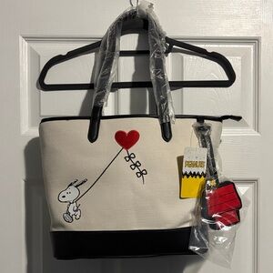Peanuts Snoopy Heart Canvas Tote Bag in Cream and Black